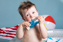 Load image into Gallery viewer, Petit Boum Sensory Toy Bottle Move (Ducky)