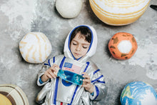 Load image into Gallery viewer, Petit Boum Sensory Toy Bottle Move (Universe)