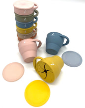Load image into Gallery viewer, The snack cup: collapsible with lid