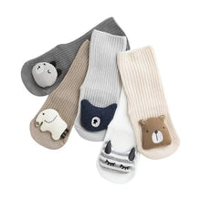 Load image into Gallery viewer, Animal motif non-slip baby socks