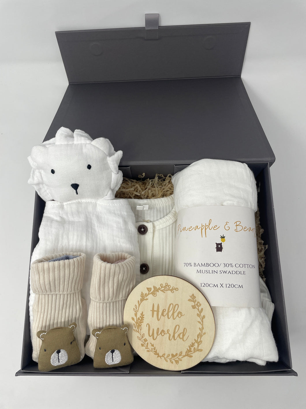 Deluxe baby gift box