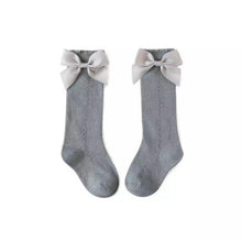 Load image into Gallery viewer, Baby/Toddler bow socks
