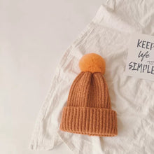 Load image into Gallery viewer, Baby/Toddler Knitted pom-pom hat
